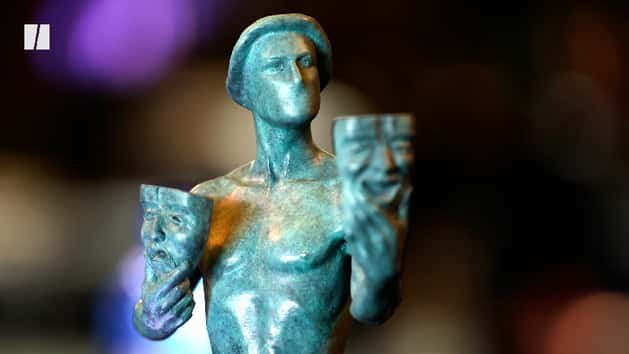 Sally Box Hailed For Self-Mindful 'White Lady' Speech At SAG Awards