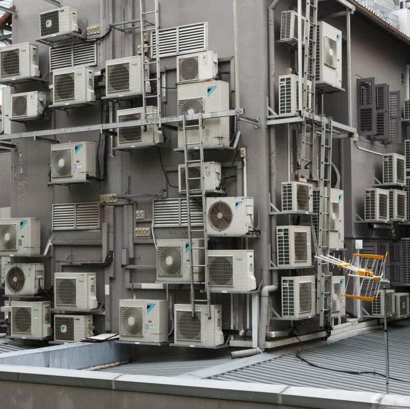 Cooling device may just substitute air-con and significantly minimize power use Cooling device may just substitute air-con and significantly minimize power use