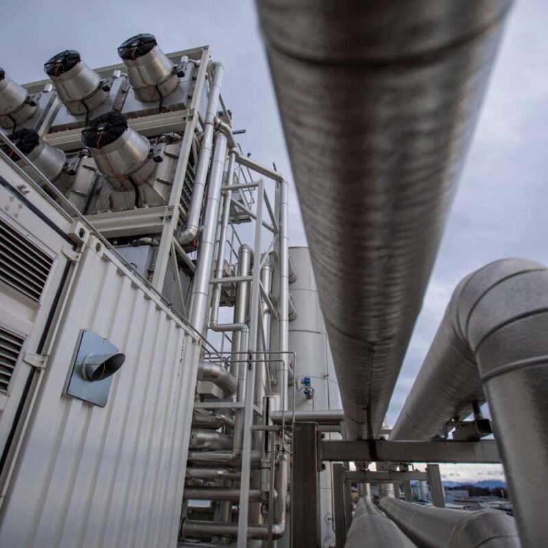 Light-sensitive molecules could make carbon capture more efficient