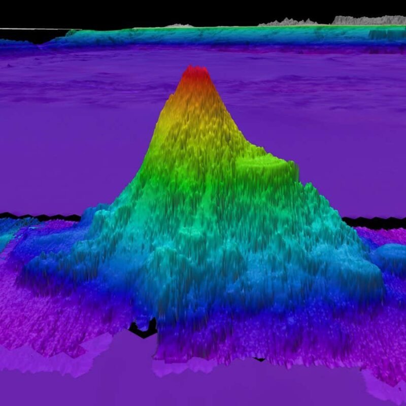 Enormous underwater mountains discovered off west coast of Americas