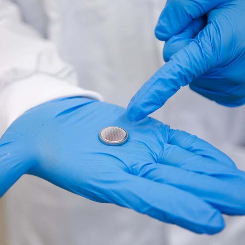 Batteries made with water could power e-scooters without exploding Batteries made with water could power e-scooters without exploding