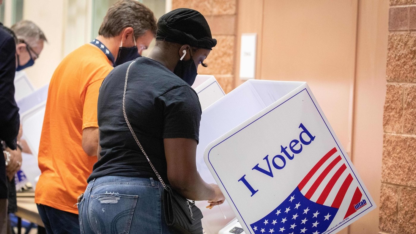 Racial disparities in voter turnout have grown since court ruling, study says : NPR