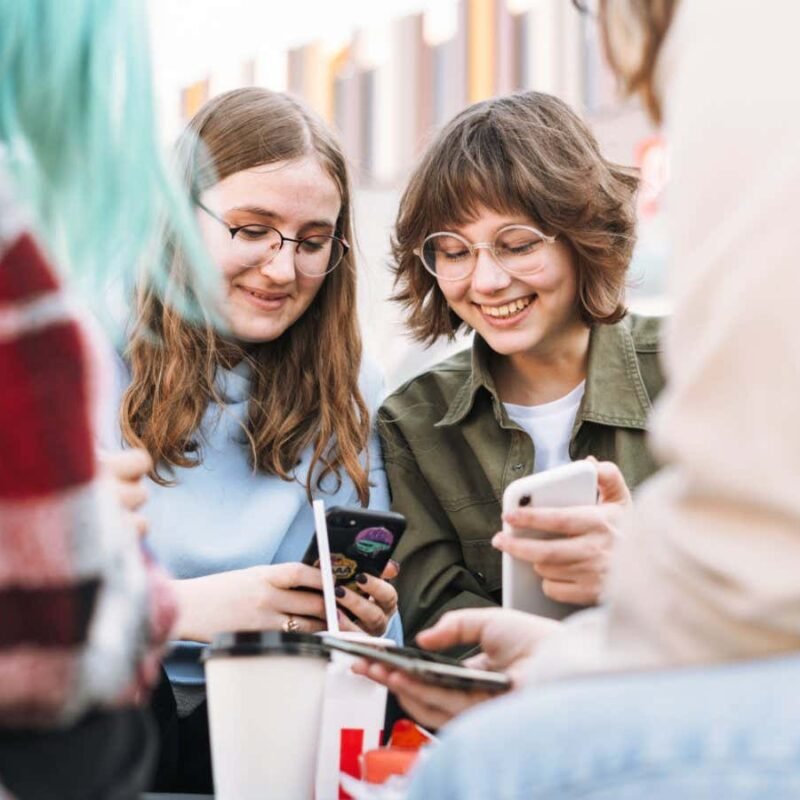 Does using the internet make us happier or sadder?