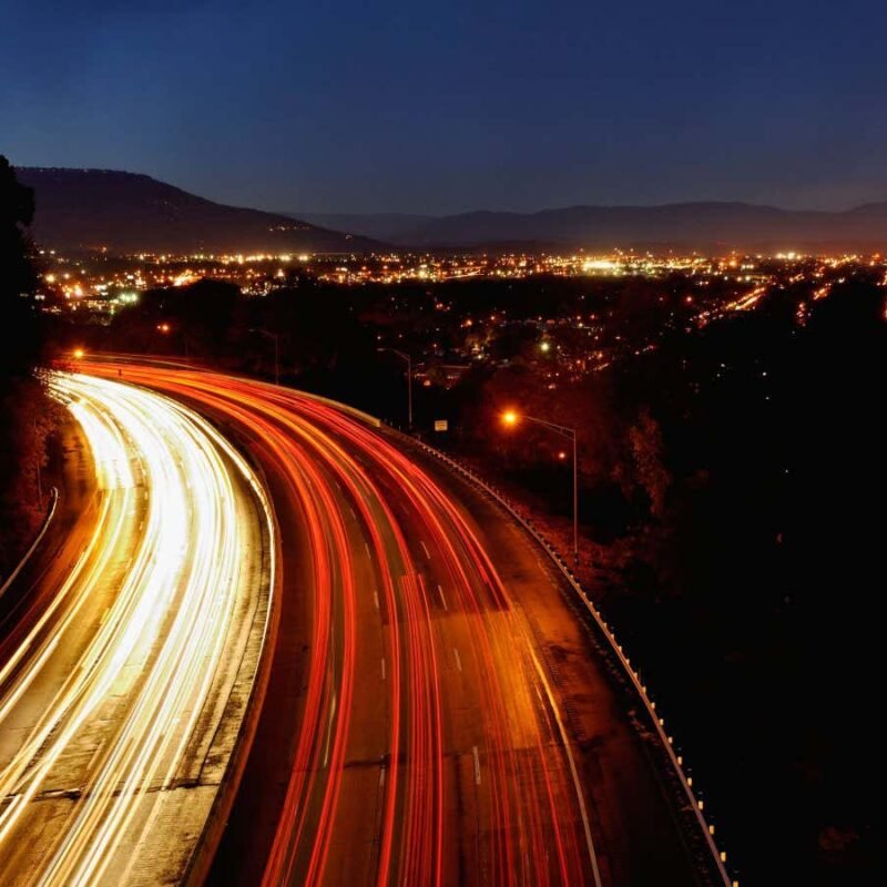 AI put in charge of setting variable speed limits on I-24 freeway