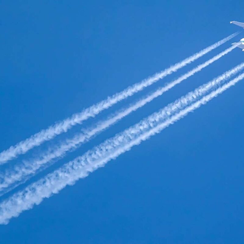 Modern fuel-efficient jets can cause more warming than older planes