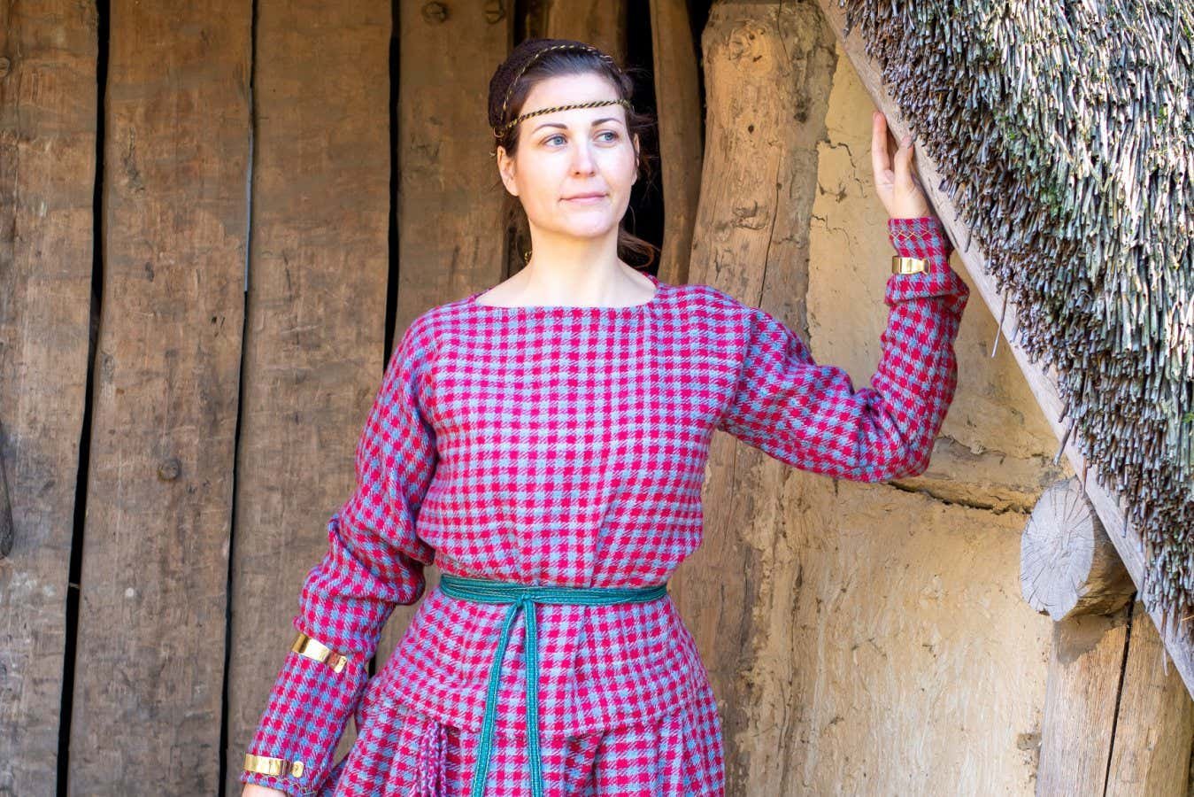 Ancient checked dress may be Europe’s oldest two-colour garment